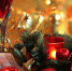 Christmas_wallpapers_Christmas_decorations_on_the_table_047810_-2.jpg - Газета Грани