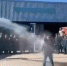 В Чебоксарах пожарного окатили водой из двух шлангов под звуки сирен: традиция в МЧС - Pg21.ru Pro Город