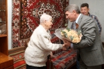 Ветерану войны и “Химпрома” Раисе Урядовой 23 июля исполнится 100 лет, она по-прежнему бодра и оптимистично настроена. Фото cap.ru