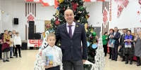 Депутат Владимир Лидерман принял участие в благотворительной акции «Елка желаний» - Государственный Совет