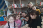 Посетители  Лаборатории #ЗнайЧитай республиканской детско-юношеской библиотеки учатся снимать мультфильмы
