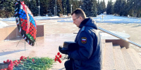 Заместитель руководителя органа принудительного исполнения почтил память погибших в День защитника Отечества - УФССП России по Чувашской Республике