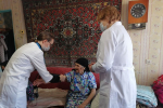 Сёстры Лебедевы – труженицы тыла: главные специалисты Минздрава Чувашии проконсультировали долгожительниц Козловского округа