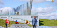 В Чувашии почтили память тружеников тыла, возложив цветы к Мемориалу «Строителям безмолвных рубежей» - ИА Чувашинформ