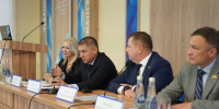 Будущее Чебоксар решаем вместе: Владимир Доброхотов пообщался с коллективом Республиканской клинической больницы в рамках Единого информационного дня - Администрация г. Чебоксары