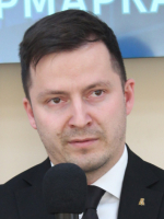 Замминистра цифрового развития Чувашии Игорь СПИРИДОНОВ. - И на утюге обгоним миллиардеров: “Цифра” для каждого