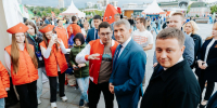 О. Николаев пообщался с молодежью - В Чебоксарах отметили День молодежи:  День молодежи - Газета Грани