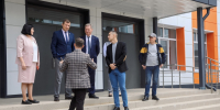 Народные избранники проинспектировали ход благоустройства территорий школ 23 и 38 - Собрание депутатов