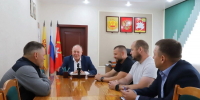 Леонард Левый встретился с активной молодежью села Яльчики - Единая Россия