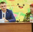 - Министр образования Дмитрий Захаров провел просветительскую встречу в лагере «Звездочка»: - Газета Грани