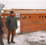 В Чебоксарах восстанавливают кровлю дома, пострадавшего при атаке БПЛА - Администрация Калининского района