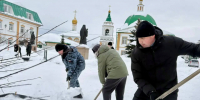 Сотрудники УФССП России по Чувашской Республике – Чувашии  оказали помощь Свято-Троицкому мужскому монастырю - УФССП России по Чувашской Республике