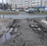 Результаты однократного заезда грузовика на тротуар.  - Раздавленное  благоустройство:  Фотофакт - Газета Грани