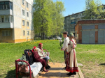 Студенты училища поздравили 102-летнюю труженицу тыла Юлию Трофимовну Ермолаеву с Днём Победы