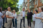 Алексей Васильев оценил ход работ по благоустройству дворовых территорий