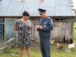 Пока вы спите, он не спит: в дома одиноких пожилых установлены дымовые извещатели