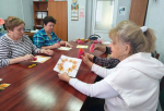 Творческий поворот: как в Козловском центре превратили упаковку в инструмент для рисования